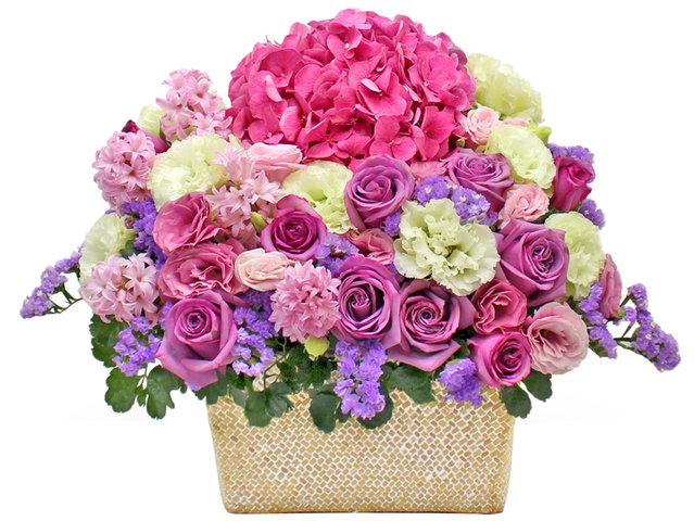 Florist Flower Arrangement - Hydrangea Florist Basket Decor  B2 - L36512402 Photo